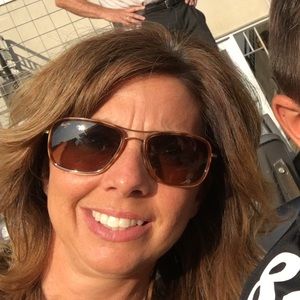 Meet your Posher, Cher